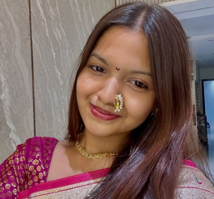 বনেদী বাড়ির বৌয়ের কেচ্চা কাহিনী